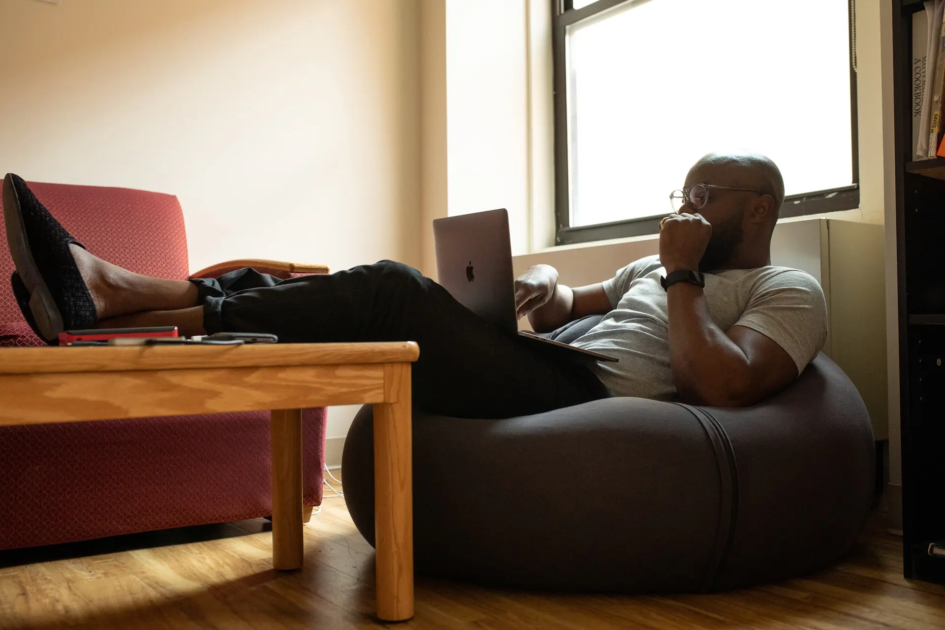 How to Be More Productive at Home 6 Tips