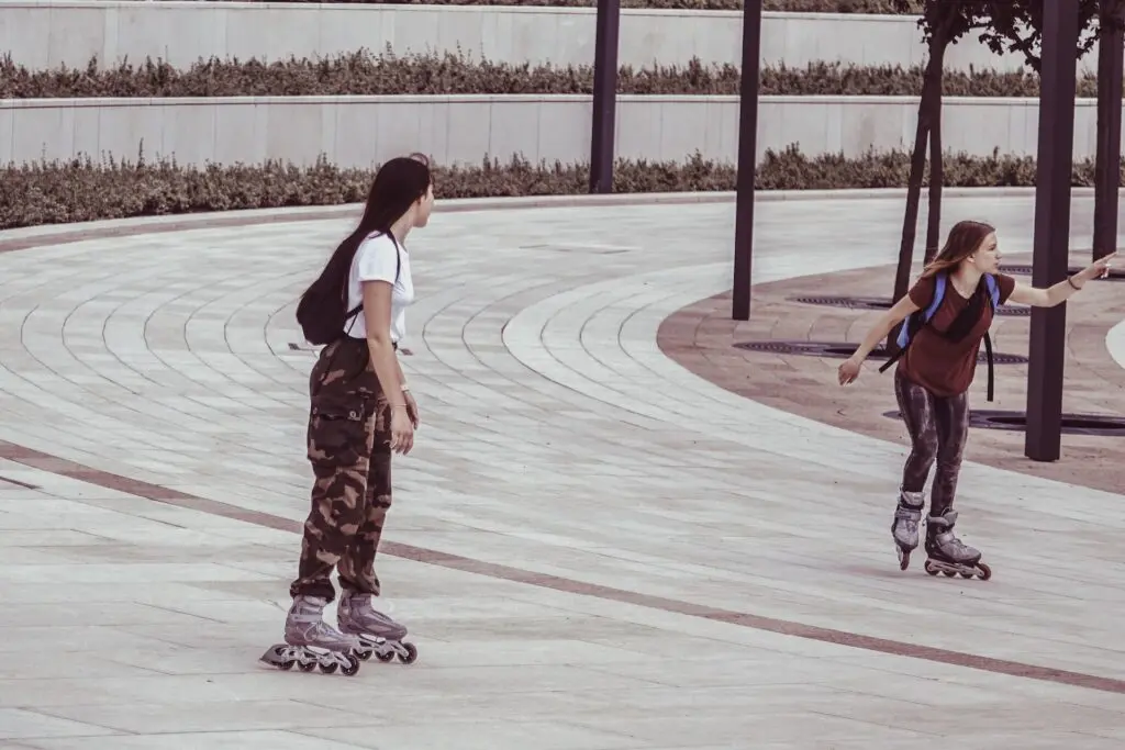 two girls rollerblading