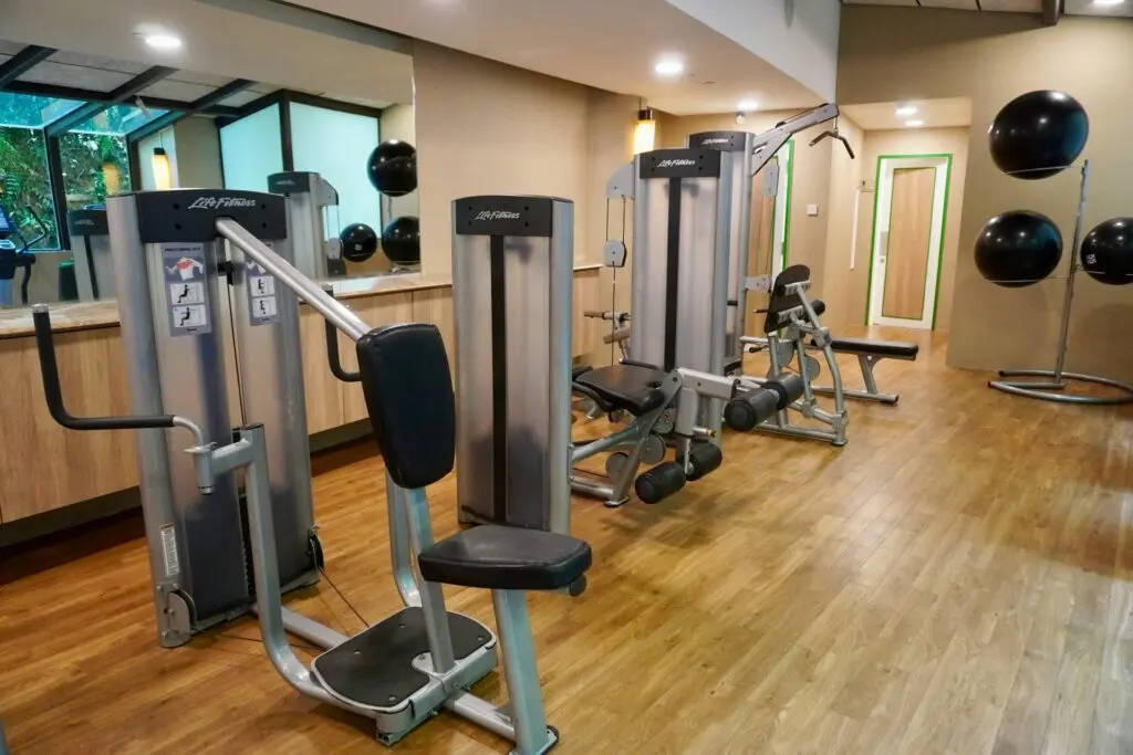 A gym with equipment.