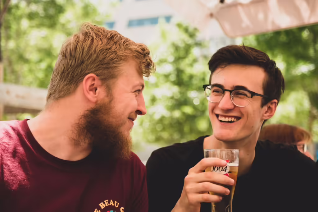 friends enjoying drinks