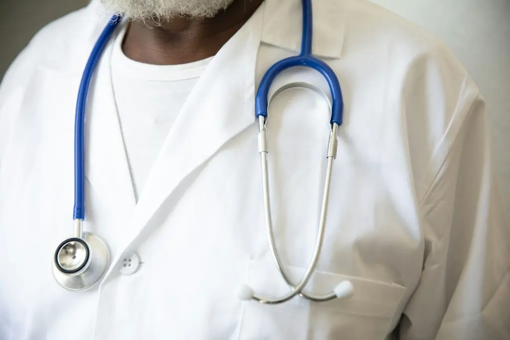 A health care professional who can recommend sea moss.