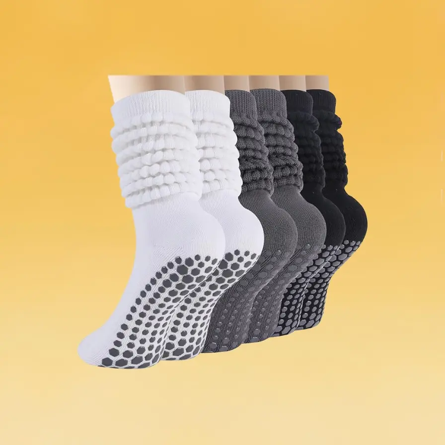 socks as Winter Fitness Clothes