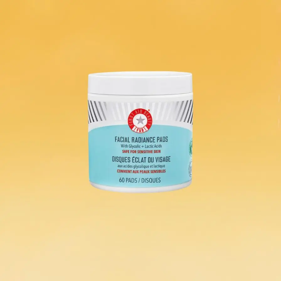 best body exfoliator -First Aid Beauty Facial Radiance Pads