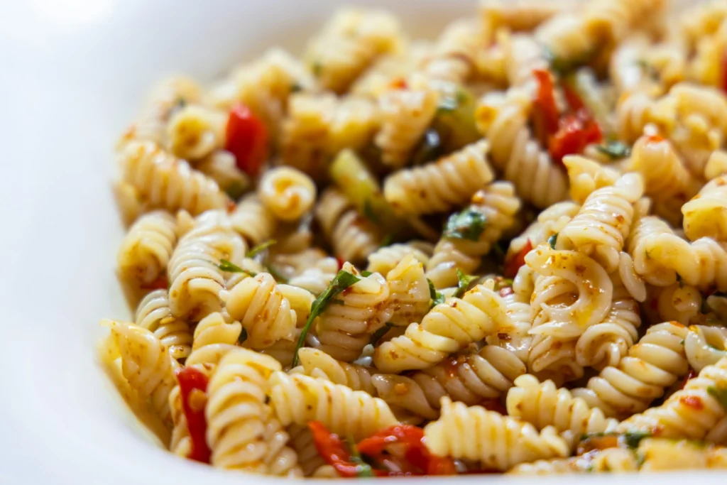 pasta salad with fusilli