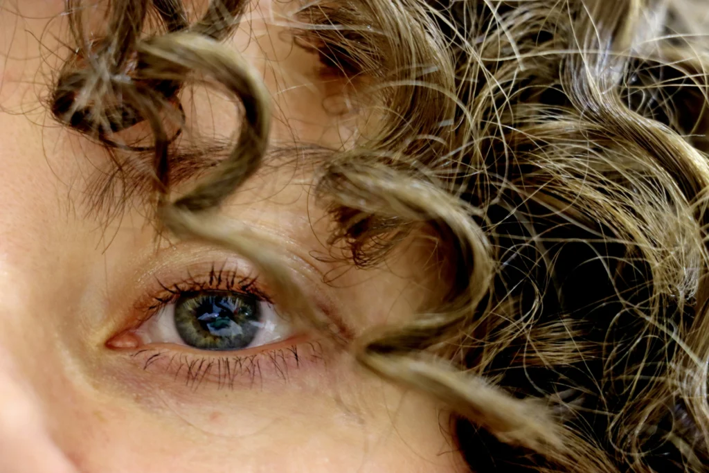 There are many different hair curl types and it's important to understand which yours is.