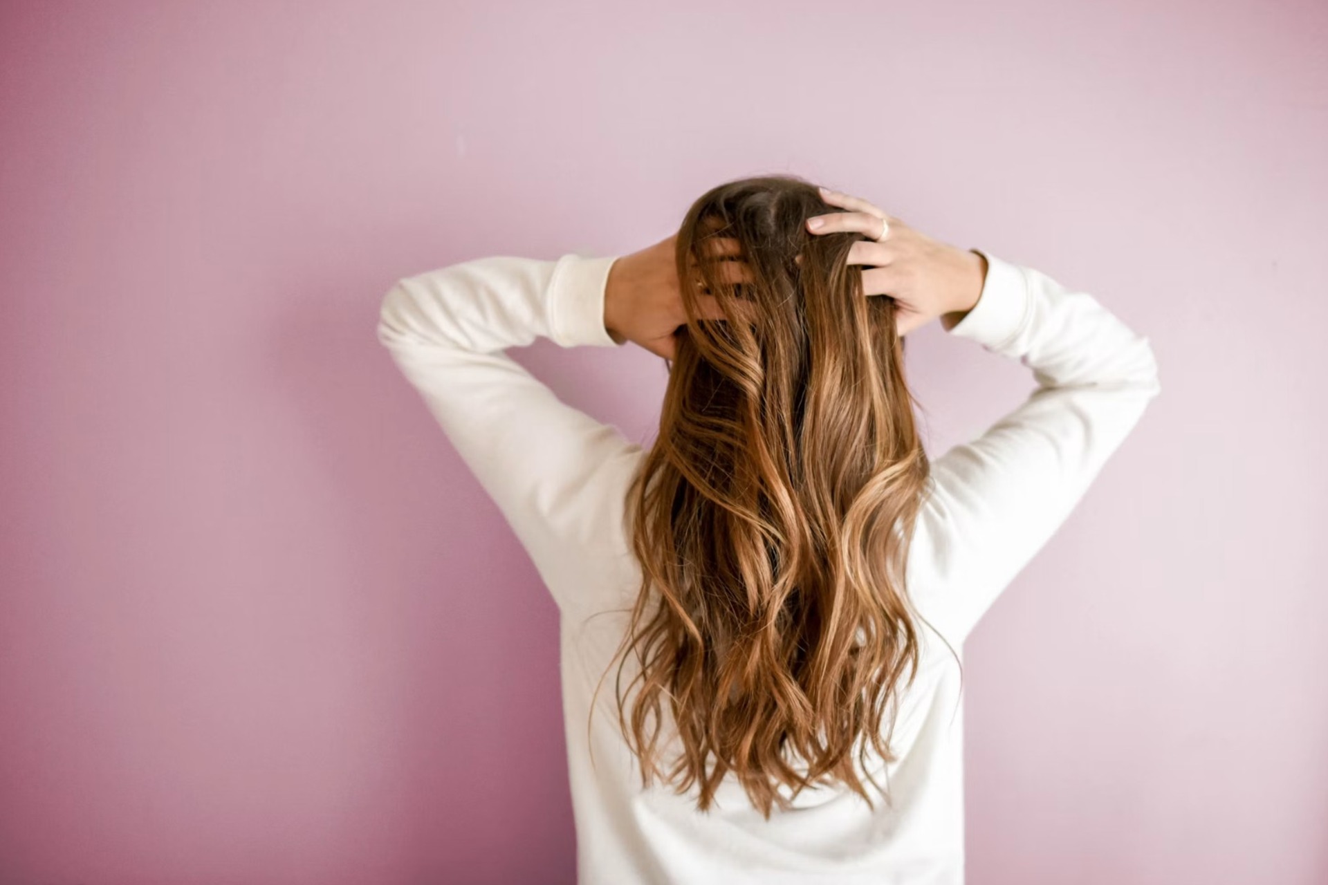 girl with healthy hair