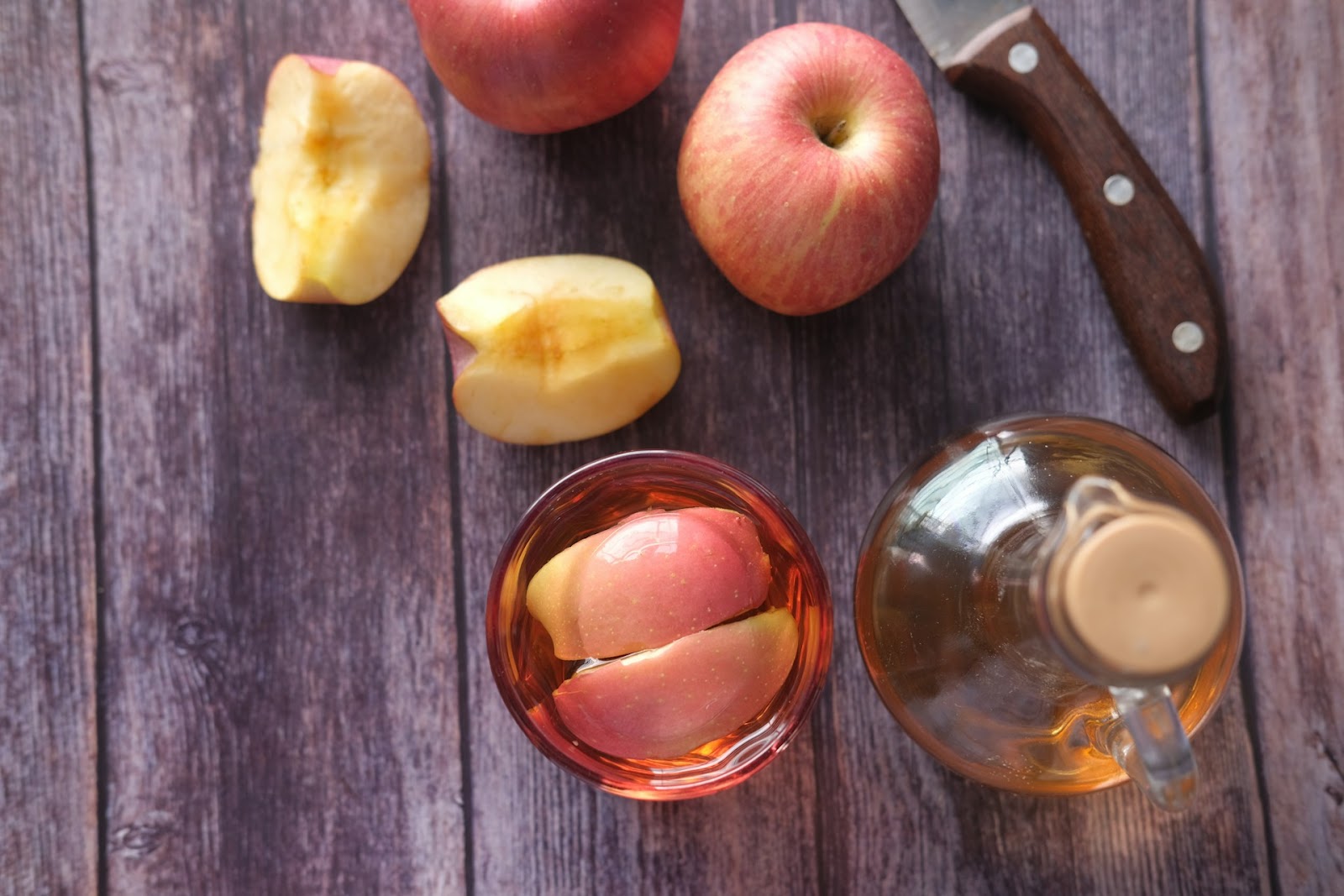 making apple cider vinegar