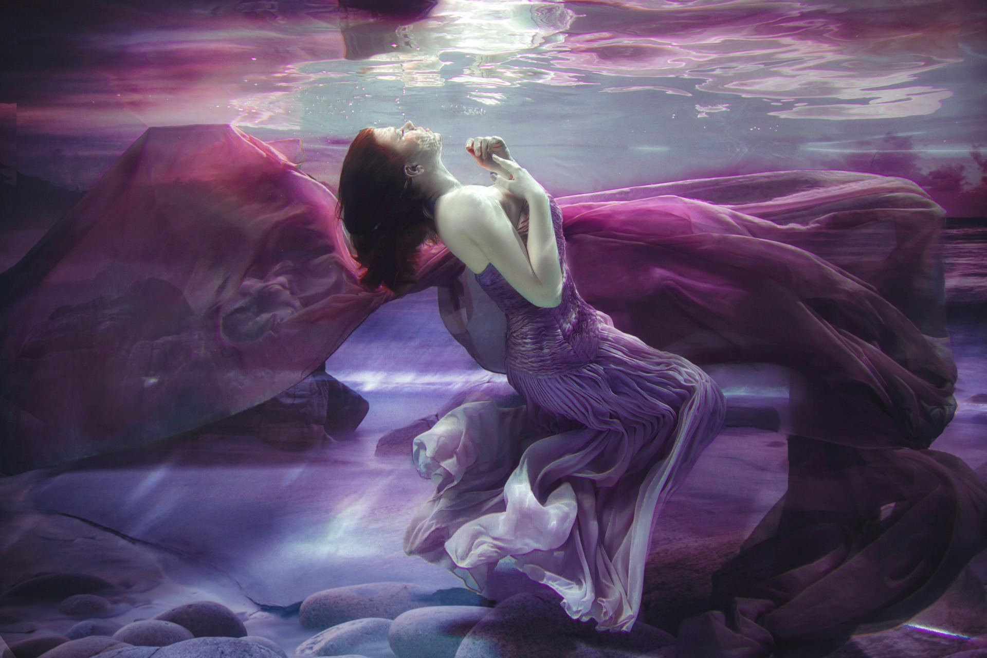 What does it mean when you dream about someone? And what can you learn?